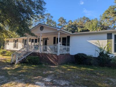 Mobile Home at 1416 Myrtlewood Drive Darlington, SC 29540