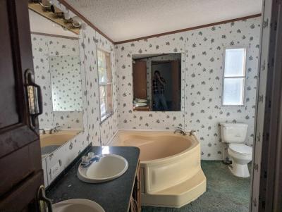 Photo 2 of 13 of home located at 1416 Myrtlewood Drive Darlington, SC 29540