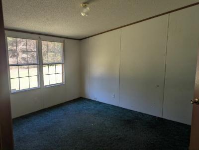Photo 4 of 13 of home located at 1416 Myrtlewood Drive Darlington, SC 29540