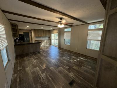 Photo 5 of 11 of home located at 10420 U.s. 31 Lot 433 Tanner, AL 35671