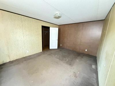 Photo 4 of 10 of home located at 7549 Diemer Road Pattison, TX 77423