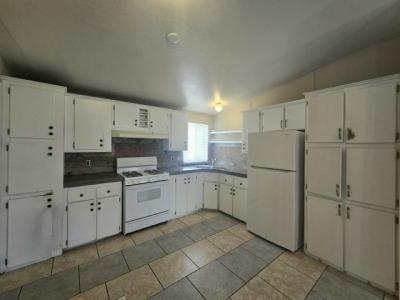 Photo 2 of 18 of home located at 825 N. Lamb Blvd #143 Las Vegas, NV 89110