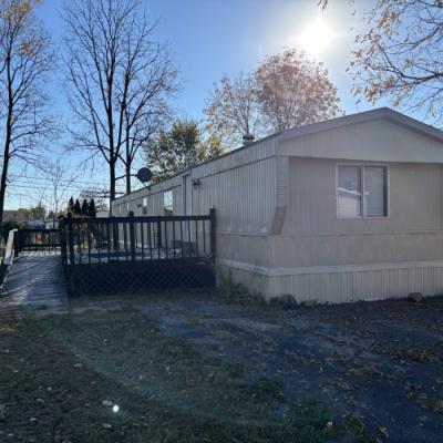 Photo 3 of 11 of home located at 27 Crestwood Drive #0001 Middletown, IN 47356