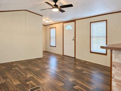 Photo 2 of 10 of home located at 289 Grove Ln New Braunfels, TX 78130