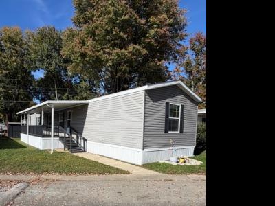 Photo 2 of 14 of home located at 304 Wilma Avenue #23 Louisville, KY 40229