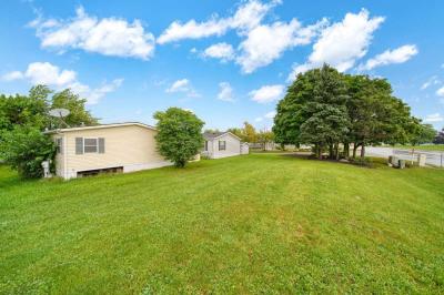 Photo 3 of 30 of home located at 1559 Briarwood Drive Adrian, MI 49221