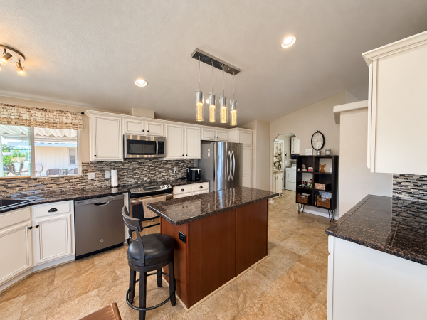 1997  Mobile Home For Sale