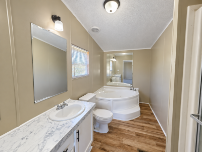 Photo 3 of 6 of home located at 1724 Terrace Drive Morganton, NC 28655
