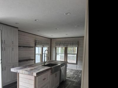 Photo 3 of 14 of home located at 26163 Interstate 30 Bryant, AR 72022