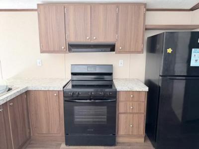 Photo 5 of 8 of home located at 5400 Parker Henderson Road Lot 231 Fort Worth, TX 76119