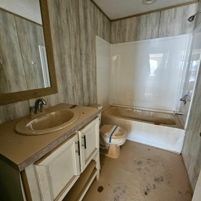 Photo 4 of 11 of home located at 264 John St Weston, WV 26452