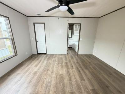 Photo 4 of 11 of home located at 4343 Katy Hockley Road Unit 199 Katy, TX 77493