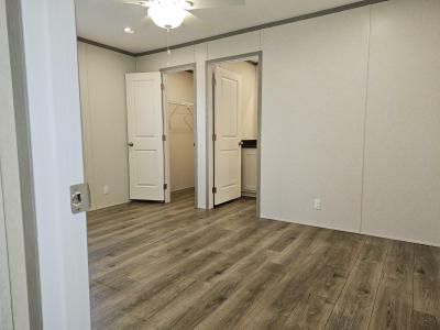 Photo 5 of 12 of home located at 1866 Magnolia Monroe, MI 48161
