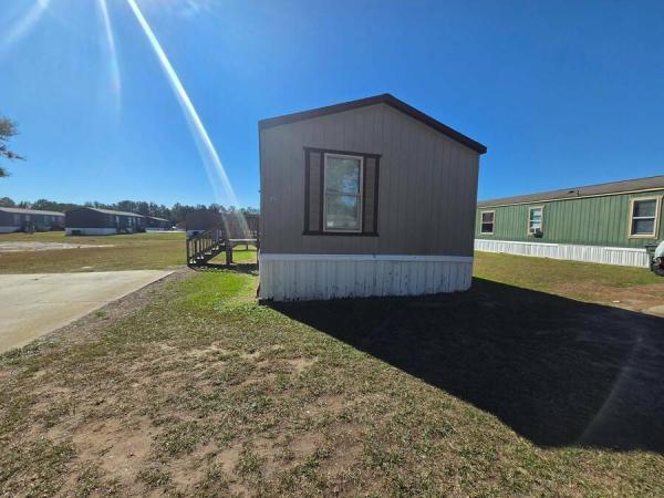 Photo 1 of 2 of home located at 320 Rae Street, Lot 112 Lake City, SC 29560