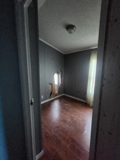 Photo 3 of 13 of home located at 28 Willow Haven Ct Colona, IL 61241