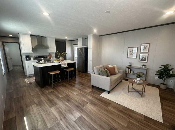 Photo 1 of 2 of home located at ​4510 Alma Hwy Lot 58 Van Buren, AR 72956 Van Buren, AR 72956