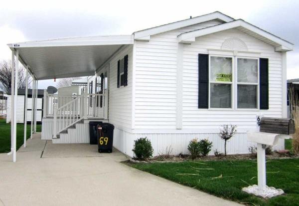 2005 Schult Mobile Home For Sale