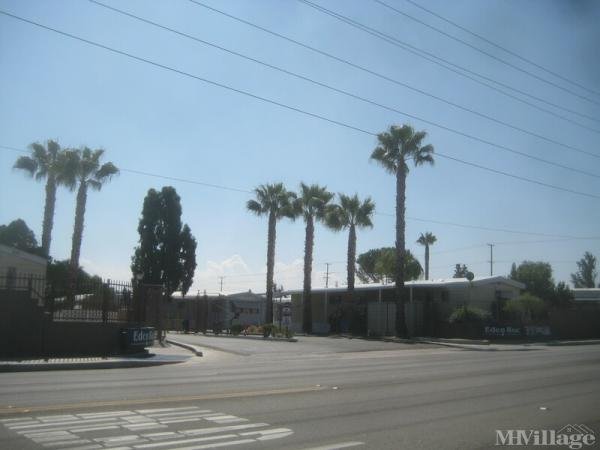 Photo 1 of 2 of park located at 1525 W Oakland Ave Hemet, CA 92543