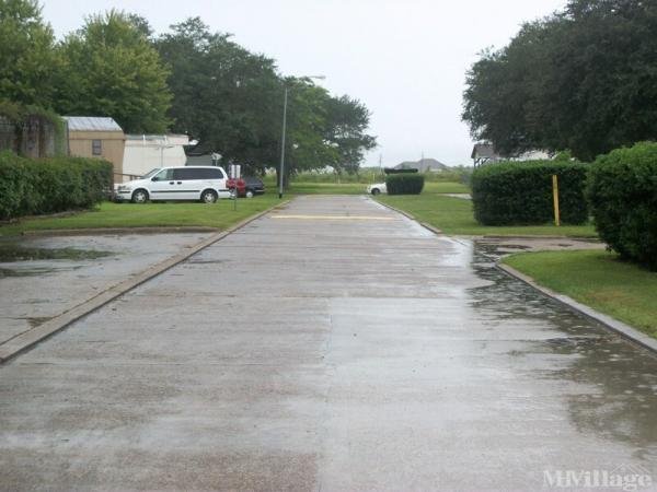 Photo of Parkway Village Estates MHC, LLC, Nederland TX