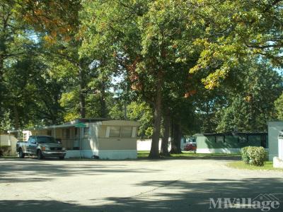 Photo 4 of 18 of park located at 3000 West Jackson Street Morton, IL 61550