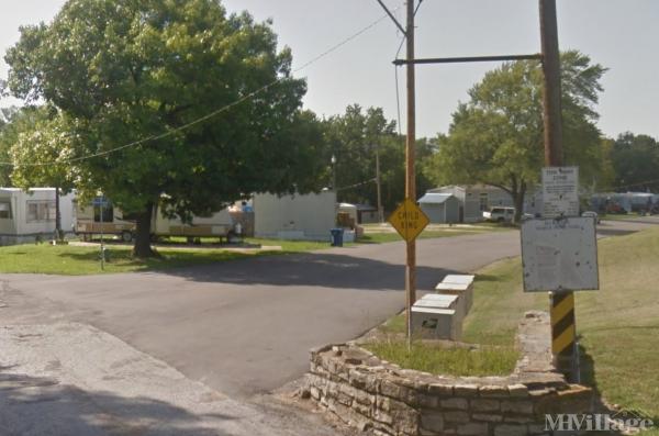 Photo 1 of 2 of park located at 1800 Blue Ridge Blvd Kansas City, MO 64126