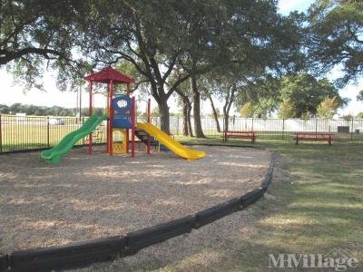 Photo 2 of 4 of park located at 102 Horseshoe Loop Liberty Hill, TX 78642