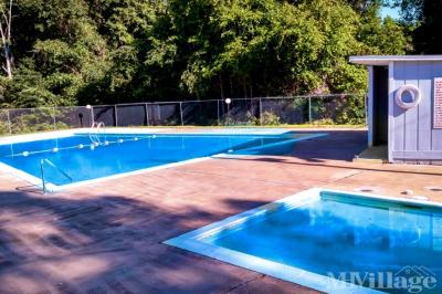 Photo 2 of 6 of park located at 218 Green Park Dr Mobile, AL 36695