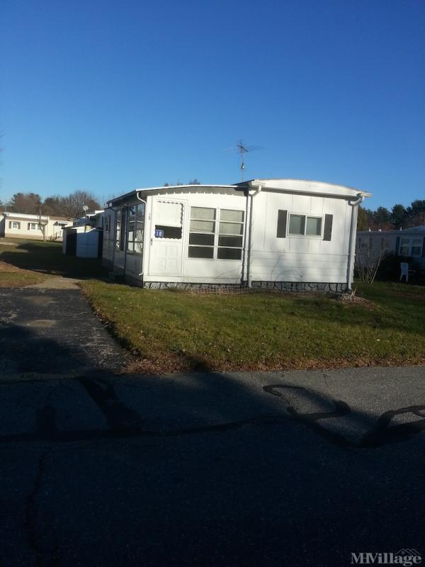 Sunset Acres Mobile Home Park in Plainville, MA MHVillage