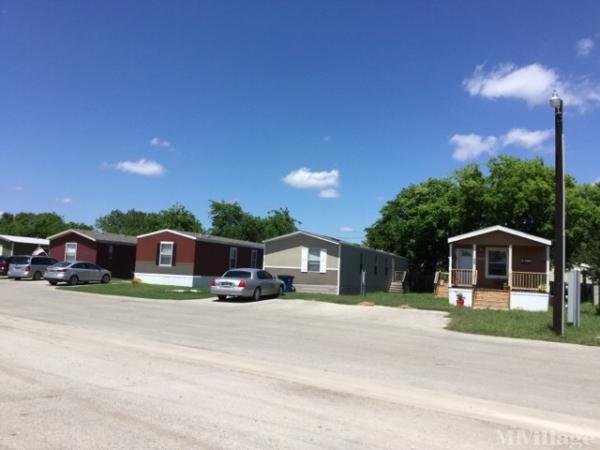 Photo of Pecan Way Mobile Home Park, New Braunfels TX
