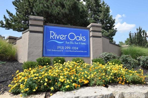 Photo of River Oaks, Kansas City KS