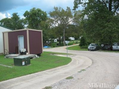 Mobile Home Park in Emory TX