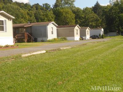 Photo 3 of 7 of park located at Newbrough Village Morgantown, WV 26508