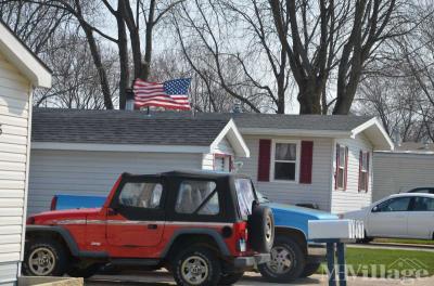Photo 5 of 9 of park located at 300 Hillcrest Circle Clarks Grove, MN 56016