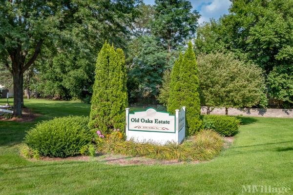 Photo of Old Oaks Estates, Elgin IL