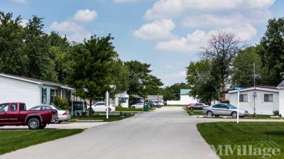 Photo 5 of 8 of park located at 14 Central Minooka, IL 60447