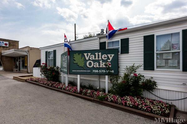 Valley Oaks Mobile Home Park in Hodgkins, IL MHVillage