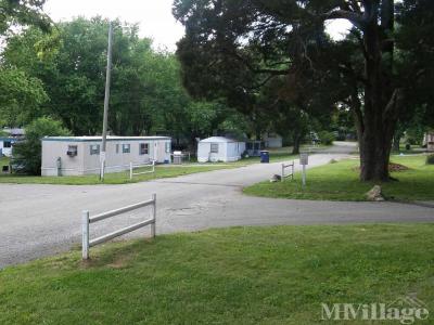 Photo 3 of 5 of park located at 499 Fairview Boiling Springs Road Bowling Green, KY 42101