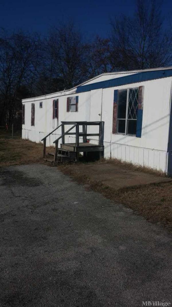 Photo 2 of 2 of park located at 1529 W 7th St Hopkinsville, KY 42240