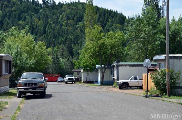 Photo 1 of 2 of park located at 22020 N Umpqua Hwy Idleyld Park, OR 97447