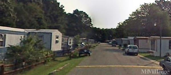 Photo 1 of 2 of park located at 214 Wythe Creek Rd Poquoson, VA 23662