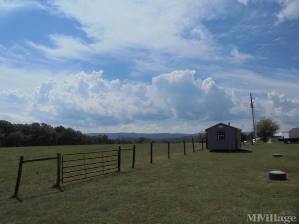 Photo 1 of 2 of park located at 4340 Jennings Rd Pulaski, VA 24301