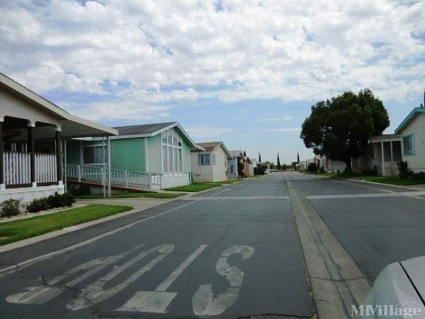 Photo of Winton Mobile Home Village, Winton CA