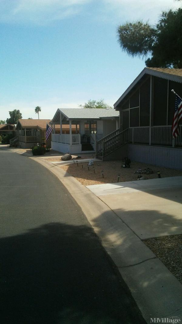 Paradise Peak West Mobile Home Park in Phoenix, AZ MHVillage