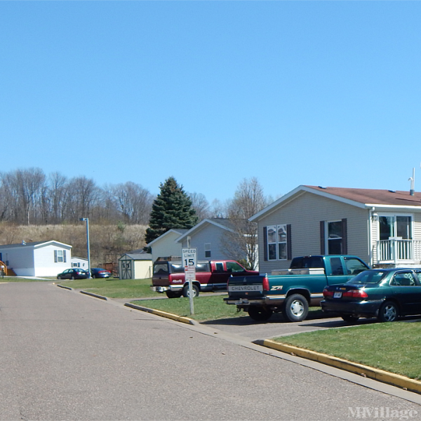 Wilson Mobile Estates Mobile Home Park in Menomonie, WI MHVillage