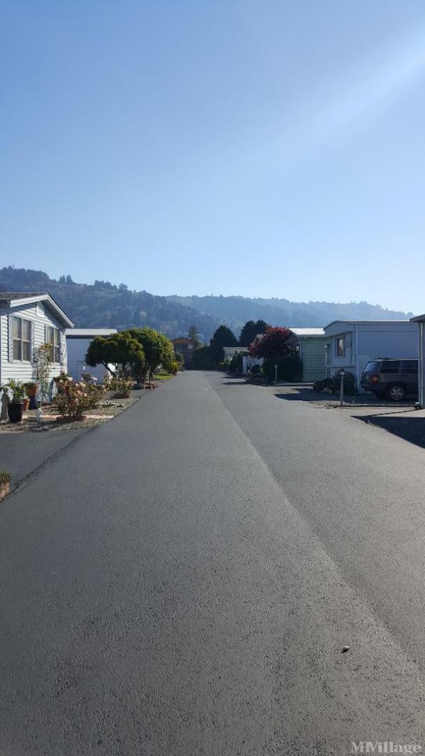 Sunset View Mobile Home Park Mobile Home Park in Brookings, OR MHVillage