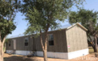 Photo 2 of 3 of park located at 4701 East Rice Street Sp. 7 Lubbock, TX 79403