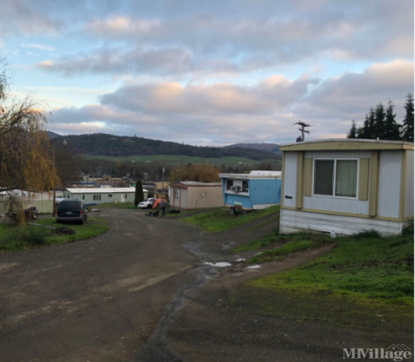 Photo of Valley View Mobile Home Community, Roseburg OR
