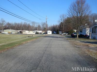 Photo 2 of 31 of park located at 70 Orchard Dr Gardiner, NY 12525