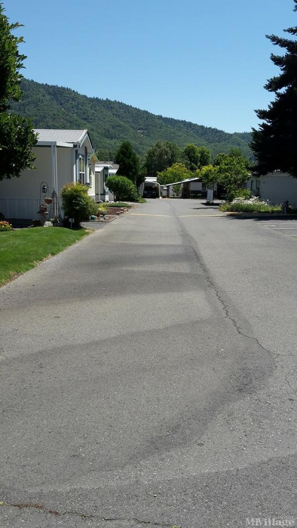 Photo of Country View MHP, Grants Pass OR