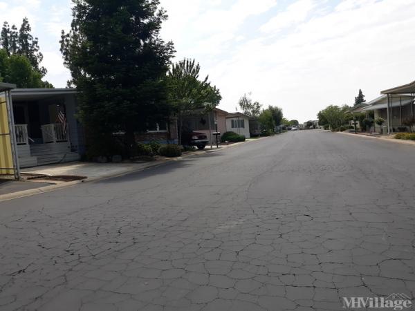 Vista Del Monte Mobile Home Park Mobile Home Park in Sanger, CA | MHVillage